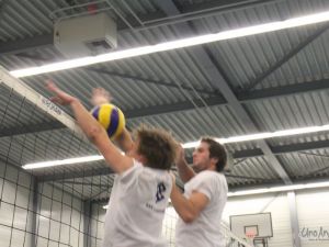 UA131109volleybal111..JPG